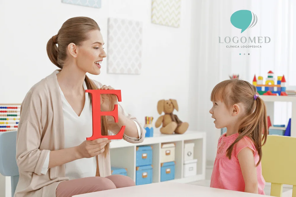 Sesión de logopedia en Logomed
